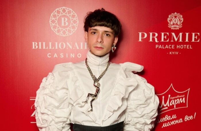 Banii cetățenilor irosiți de TVR pe o emisiune de promovare a… creatorilor de conținut online